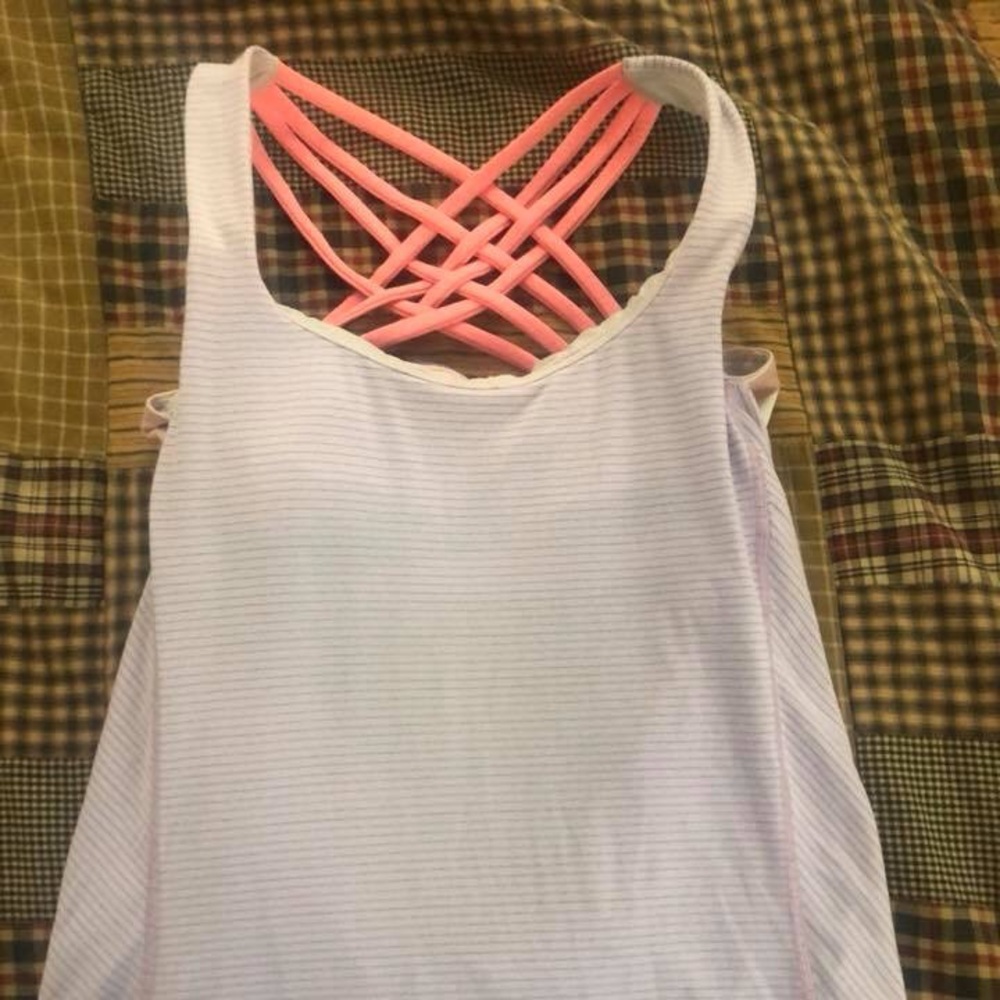 Lululemon Free to be Wild tank...size 8.